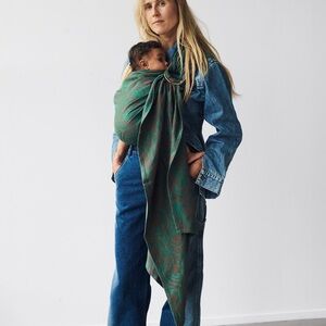 Artipoppe Ring Sling Argus Emerald in Silk